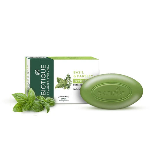 Biotique Basil &amp; Parsley Revitalizing Bathing Bar 150 g